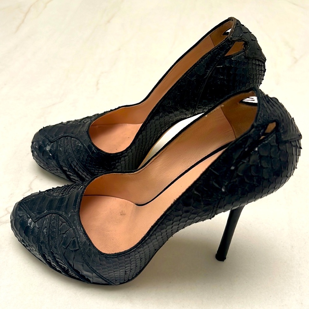 Katia Lombardo heels snake skin black 10